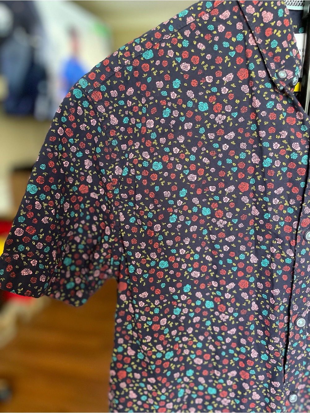 Ricky Singh Denim & Flower Navy Short-Sleeve Button-Down w/ Floral Print Size S - Picture 3 of 6